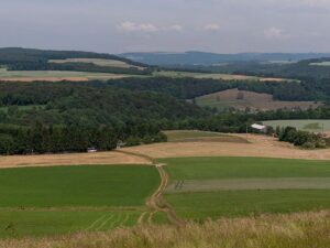 Панорама Люксембургу між Рейсдорфом і Бофортом.