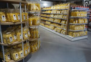 Асортимент макаронних виробів у магазині Дюссельдорфа