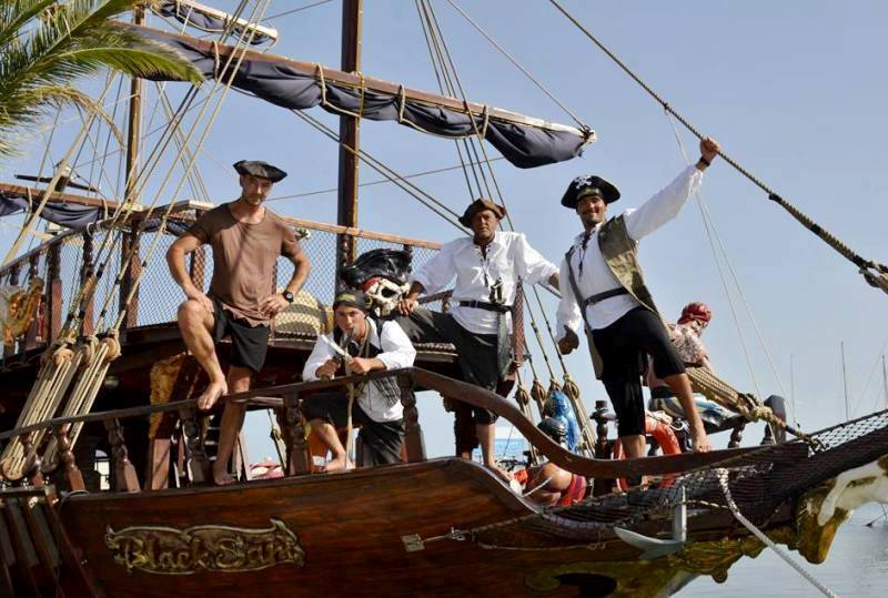 Пірати Карибського моря, сучасна реконструкція.
