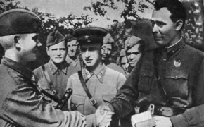 Бригадний комісар Брежнєв