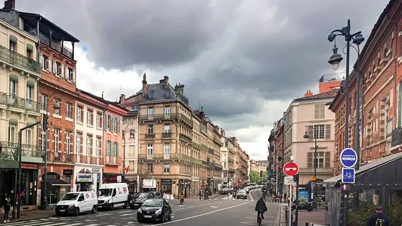 Тулуза, Франція