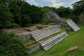 Споруди стародавніх майа, Беліз
