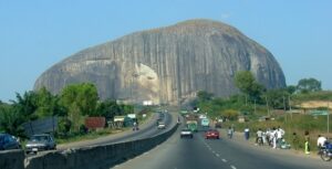 Скеля Зума поблизу Суледжі, Нігерія.