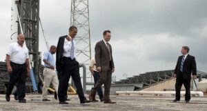 Генеральний директор "SpaceX" Ілон Маск та Президент Барак Обама.