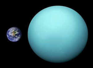 Порівняння розмірів Урана та Землі.