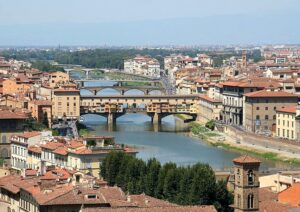 Річка Арно у Флоренції