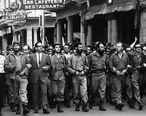 Ернесто Че Гевара (в центрі), Вільям Олександр Морган (другий справа) та інші провідні революціонери
