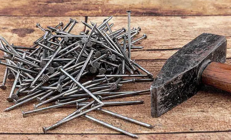 Сучасні будівельні цвяхи