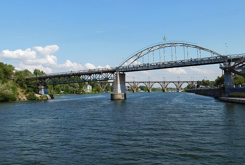 Міст на Монастирський острів, місто Дніпро