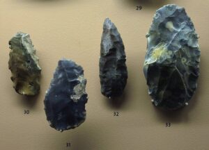 Стародавні інструменти з каменю