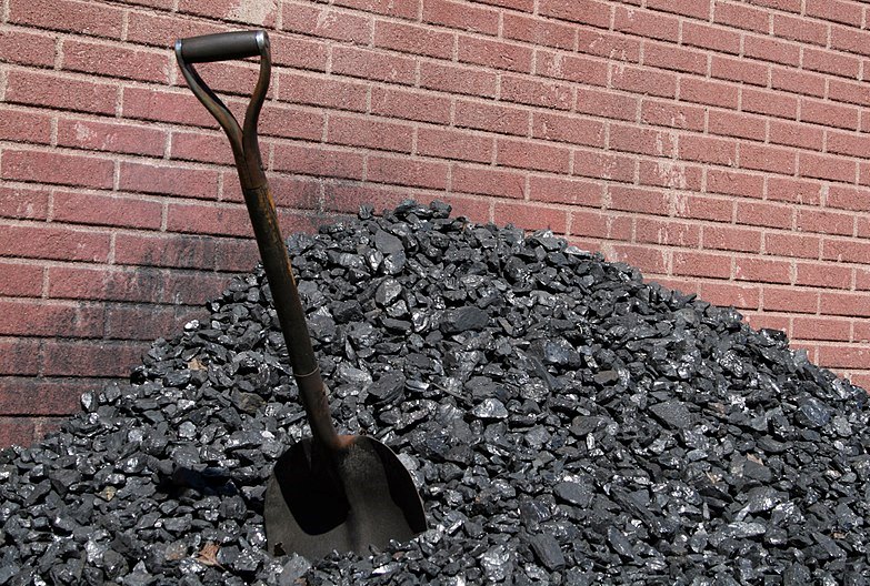 Вугілля і лопата