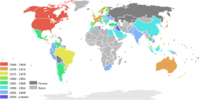 Карта світу, на якій показані філії мережі ресторанів "МакДональдз"