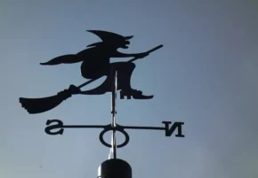 Флюгер з відьмою Флюгер з відьмою