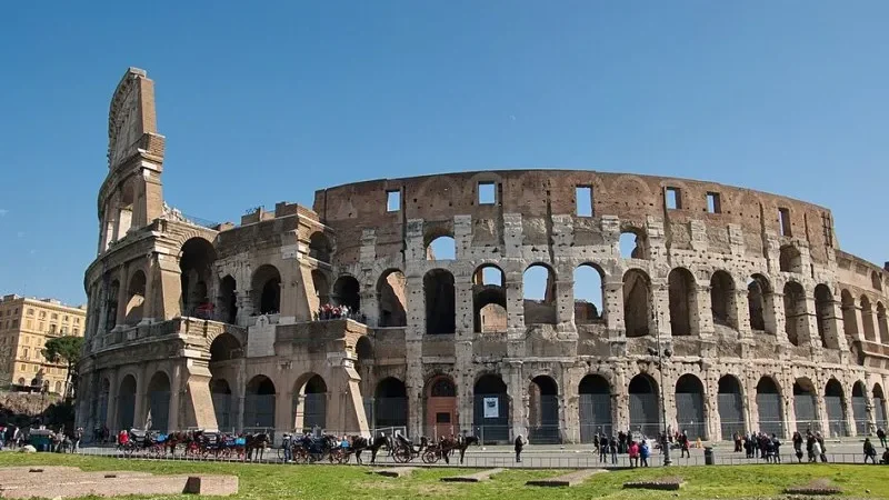 Колізей або Амфітеатр Флавіїв