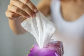 Волога серветка