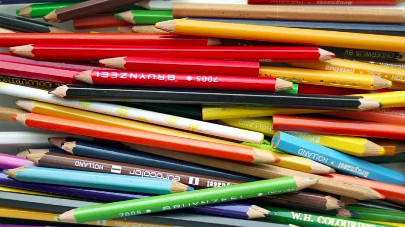 Кольорові олівці