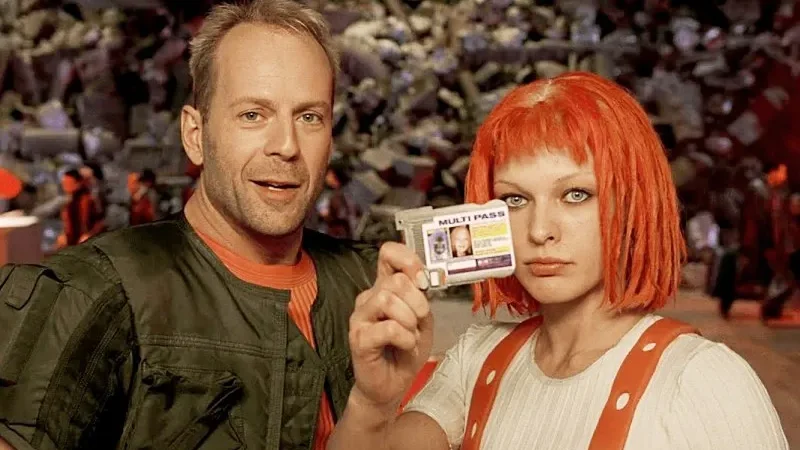 Брюс Вілліс та Мілла Йовович у фільмі «П'ятий елемент»